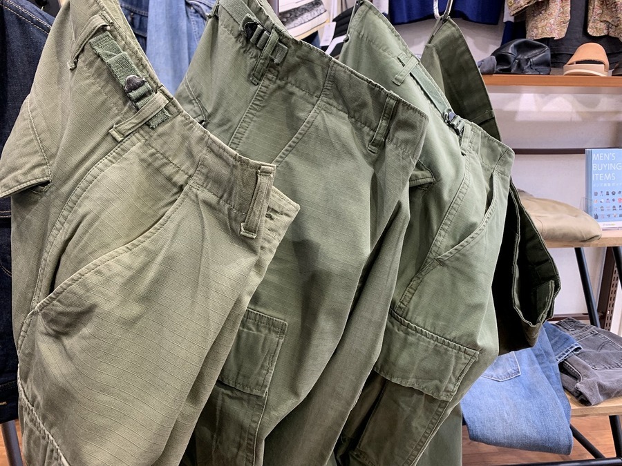ヴィンテージミリタリー】アメリカ軍60'Sフィールドパンツ買取