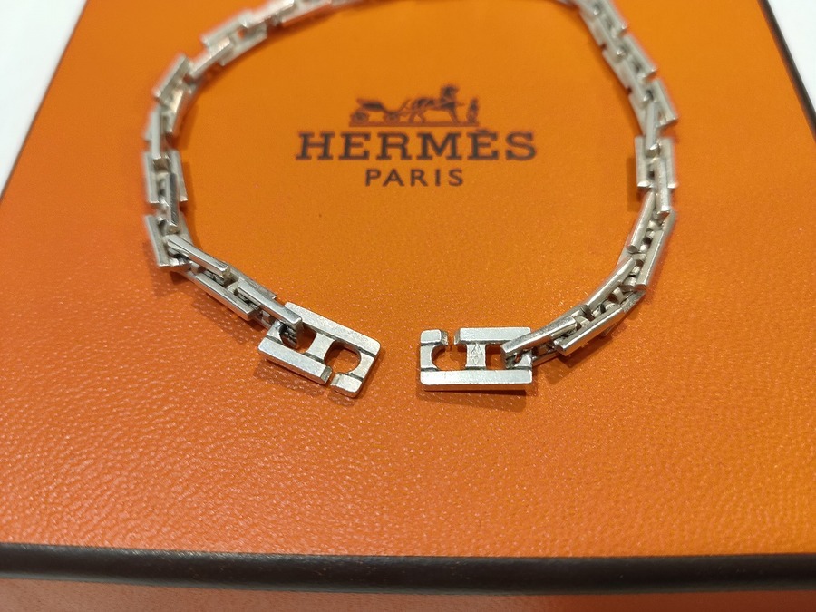 Hermes エルメス ヘラクレスブレスレット入荷致しました 07 19発行