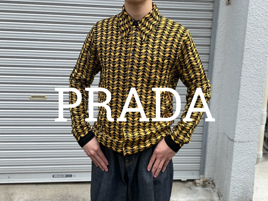 ラグジュアリーブランド【PRADA/プラダ】より総柄ジオメトリックニット