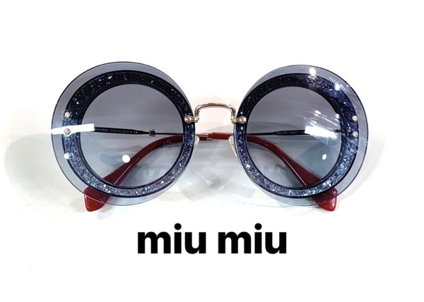 インポートブランド【MIU MIU/ミュウミュウ】よりサングラスをお買取り