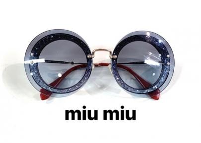 「インポートブランドのMIU MIU 」