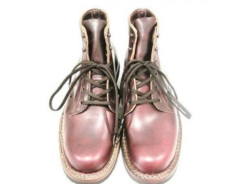 セミドレスのワークブーツ