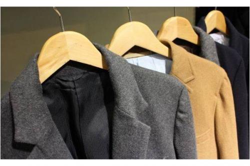 メンズのチェスターコート