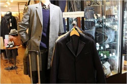 串串バトルのチェスターコート