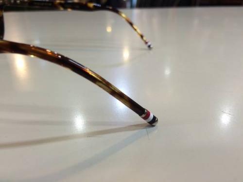 トムブラウンの中央線