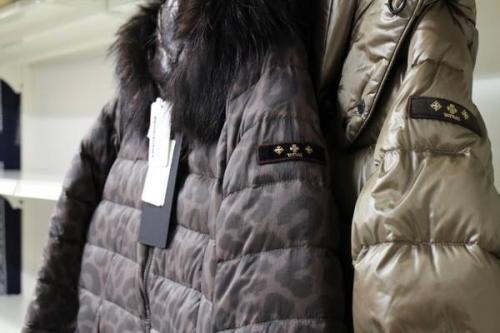 レディースのTATRAS