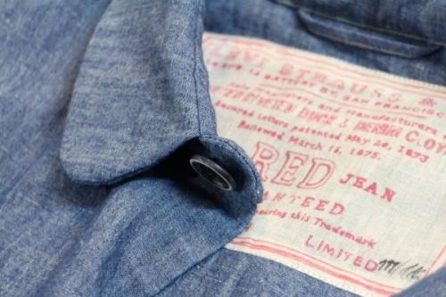 メンズのLEVI'S RED