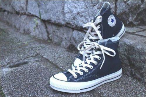 コンバースのアディクト