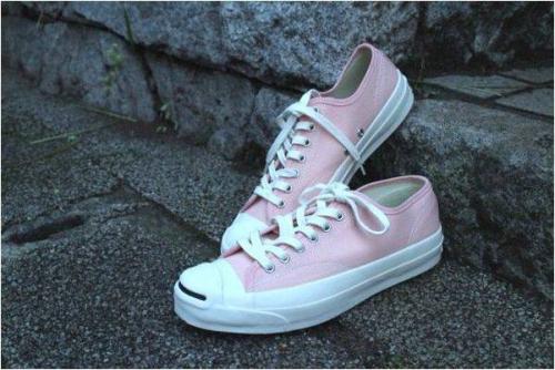 アディクトのチャックテイラー