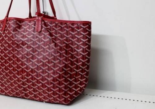 レディースのバッグ