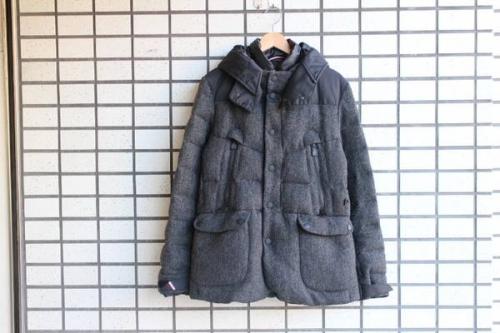 モンクレールのMONCLER