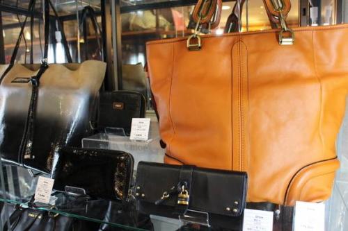 アクセサリー・小物の財布