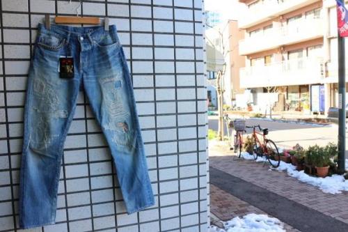 ボトムス・スカートのジーンズ