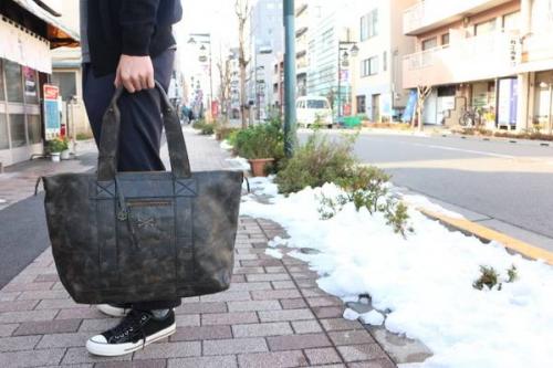 バッグのレザートート