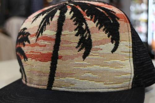 サンローランのSAINT LAURENT