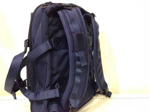 BRIEFINGのコラボ