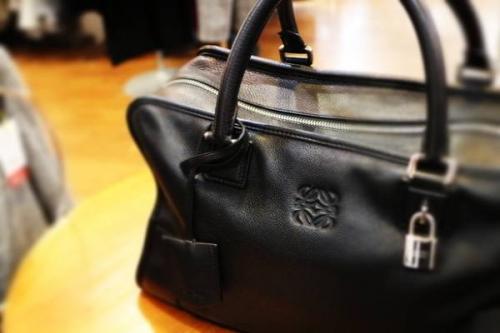 レディースのバッグ