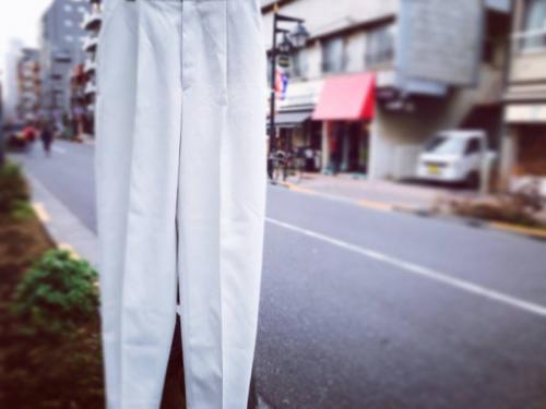 パステルのホワイト