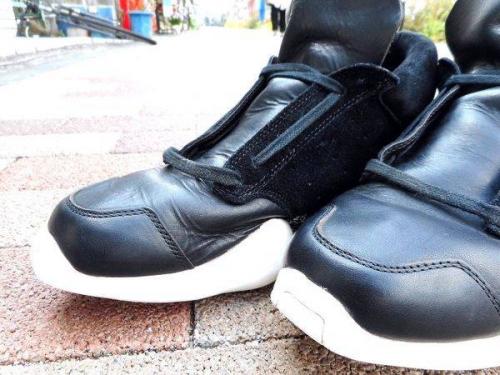 リックオウエンスのスニーカー