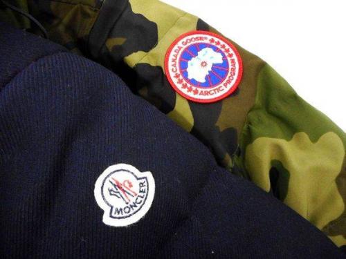 カナダグースのダウン