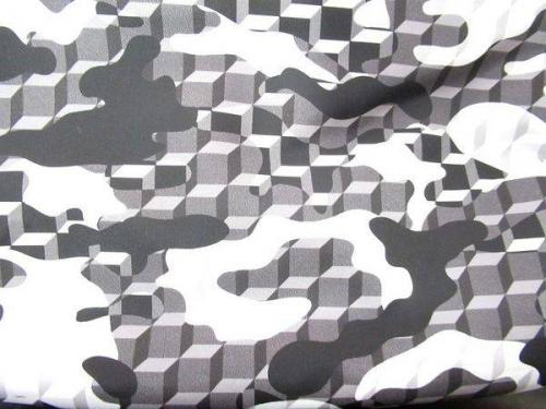 中古のバックパック