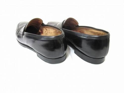 レザーシューズのクロケット&ジョーンズ