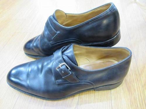 レザーのローファー