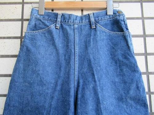 レディースのデニム