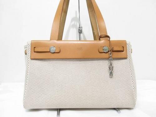 エルメスのエールバッグ