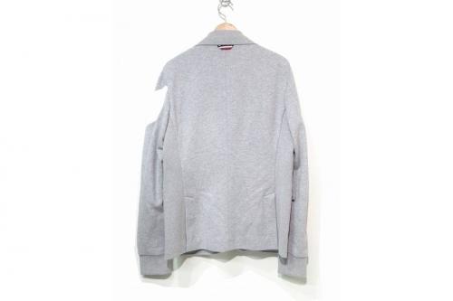 モンクレールのモンクレールガムブルー