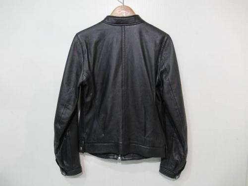 シングルライダースジャケットのレザー