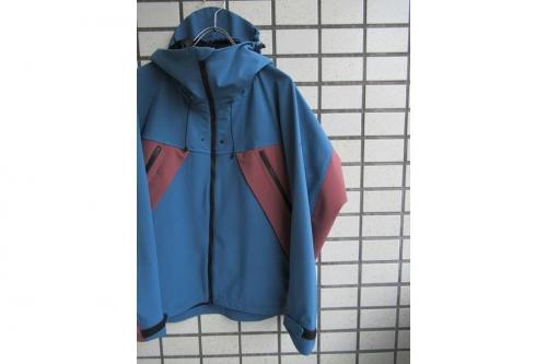 チャリアンドコーのジャケット