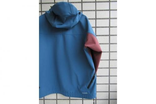 ジャケットのアウトドア
