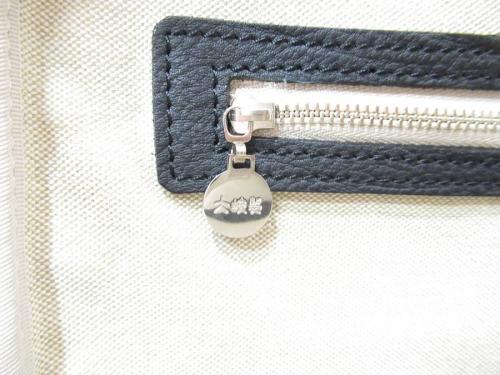 ブリーフケース