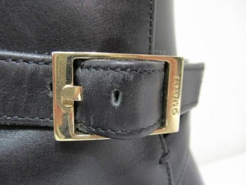 サンダルのブーツ