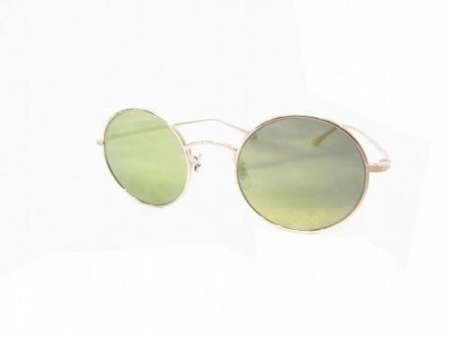 サングラスのレイバン