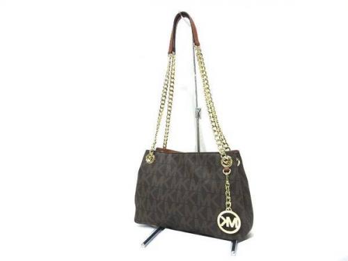 ラグジュアリーブランドのマイケルコース