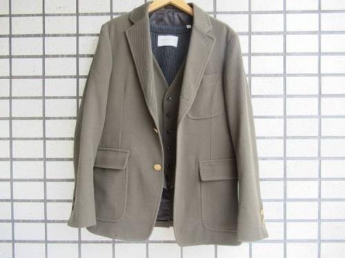 BARNEYS NEWYORKのTOMORROW LAND