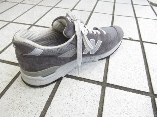 newblanceのスニーカー