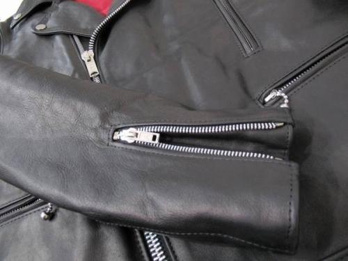 ライダースジャケット