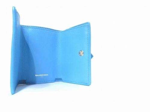 ロエベのバレンシアガ