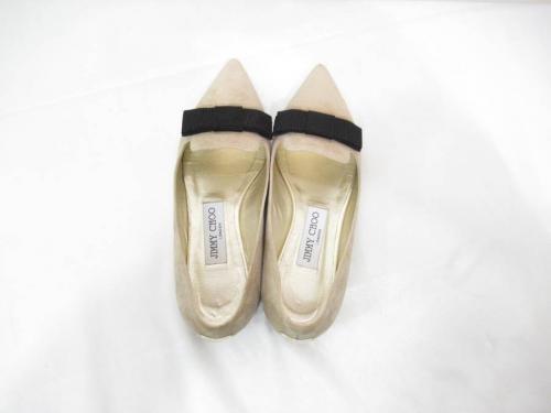 ジミーチュウのフラットシューズ