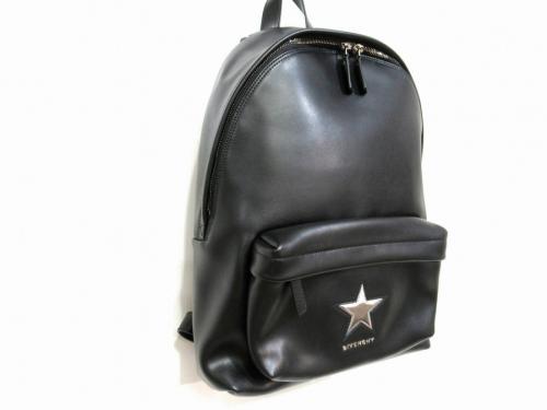 インポートブランドのPRADA