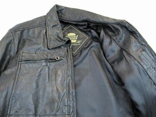 レザージャケットのライダースジャケット