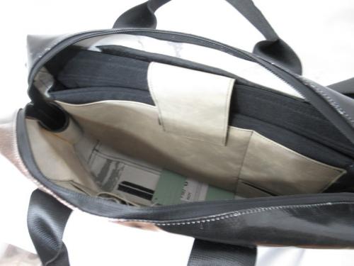 フライターグのメッセンジャーバッグ