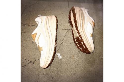 UGGのアグ