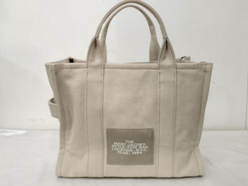 MARC JACOBSのマークジェイコブス