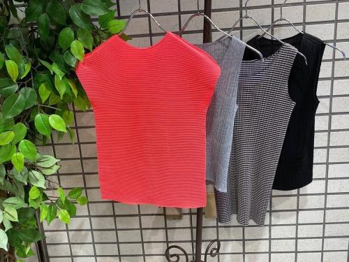 ISSEY MIYAKE PLEATS PLEASEのイッセイミヤケ プリーツプリーズ