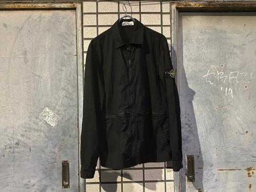 STONE ISLANDのストーンアイランド