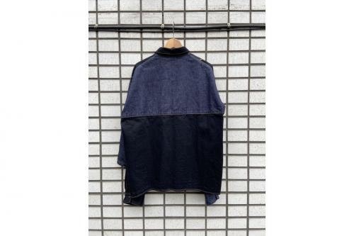ジエダのSWITCHING DENIM SHIRT